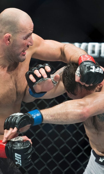 Teixeira upsets Smith to cap UFC's 2nd Jacksonville show